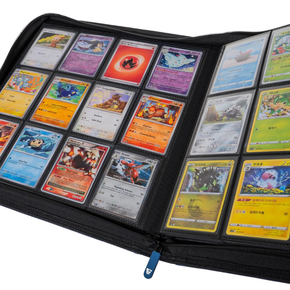 Övergripande foto av Gemloader Premium Traditional Sleeved Collectors Binder [480 Pockets 3×4] insida fylld med Pokemon kort