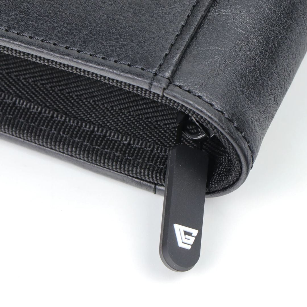 Gemloader: Premium Semi-Rigid Fit Collector's Binder (168 Pockets)